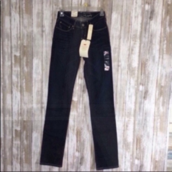 Levi's Denim - NWT Levi's Bold Curve Straight Leg Denim